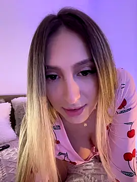 Eva Ryen online show from 10-07-25, 04:48