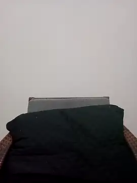 Snapshot of VIC22SECRET chatting on 02-13-25, 12:57 VIC22SECRET online show from 02-13-25, 12:57