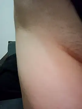 Snapshot of VIC22SECRET chatting on 03-17-25, 05:12 VIC22SECRET online show from 03-17-25, 05:12