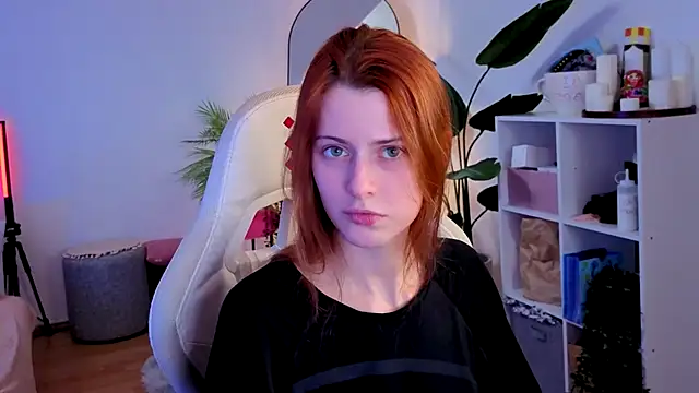 doll lesli online show from 12-04-25, 11:30