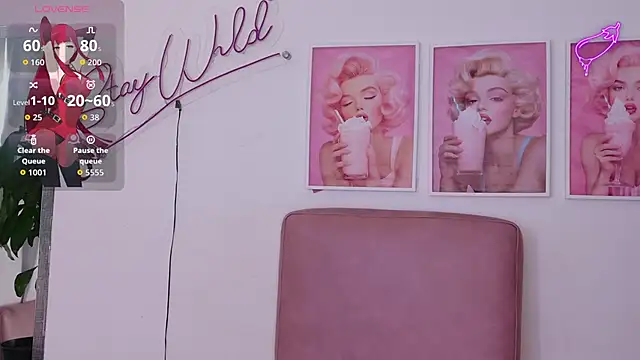 Snapshot of Adele_LatinLady chatting on 02-11-26, 09:09 Adele LatinLady online show from 02-11-26, 09:09