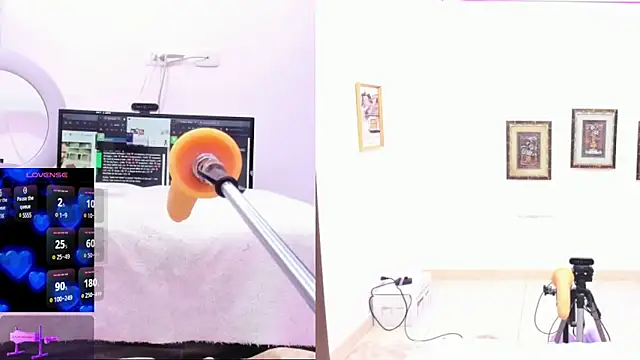 Paulina Davis  online show from 02-19-25, 01:18