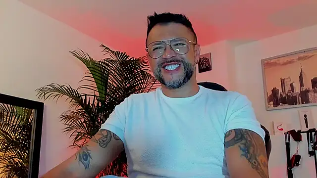 MrFrank tattoo online show from 12-02-24, 07:03