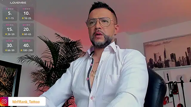 MrFrank tattoo online show from 12-05-24, 12:22