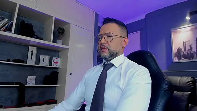 MrFrank tattoo online show from 10-15-25, 03:23