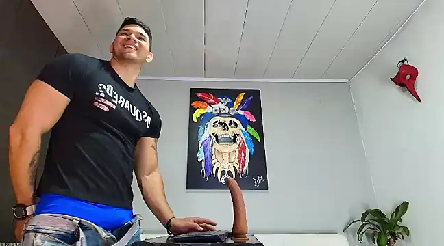 Snapshot of GendersonFit chatting on 12-19-24, 09:17 GendersonFit online show from 12-19-24, 09:17