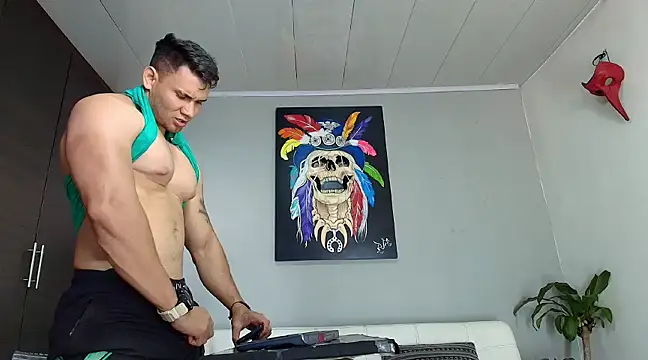 Snapshot of GendersonFit chatting on 12-27-24, 09:11 GendersonFit online show from 12-27-24, 09:11