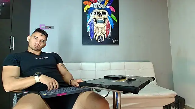 Snapshot of GendersonFit chatting on 02-27-25, 02:00 GendersonFit online show from 02-27-25, 02:00