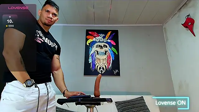 Snapshot of GendersonFit chatting on 03-18-25, 08:26 GendersonFit online show from 03-18-25, 08:26