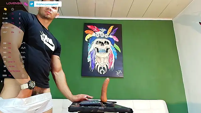 Snapshot of GendersonFit chatting on 09-09-25, 02:16 GendersonFit online show from 09-09-25, 02:16