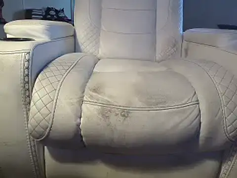 Snapshot of honeylovelace chatting on 11-10-25, 09:47 honeylovelace online show from 11-10-25, 09:47