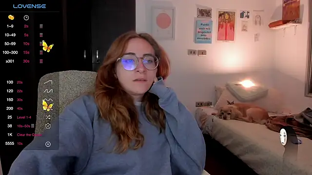 Snapshot of linda_giggle chatting on 01-28-25, 12:05 linda giggle online show from 01-28-25, 12:05