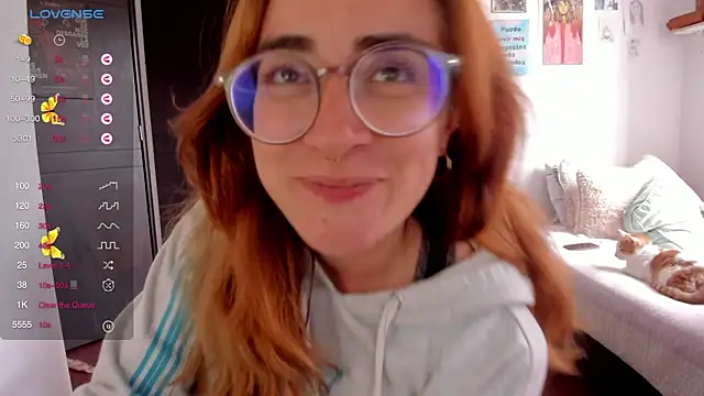 Snapshot of linda_giggle chatting on 01-29-25, 06:07 linda giggle online show from 01-29-25, 06:07