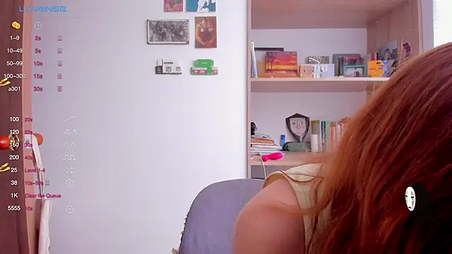 Snapshot of linda_giggle chatting on 02-21-25, 03:21 linda giggle online show from 02-21-25, 03:21