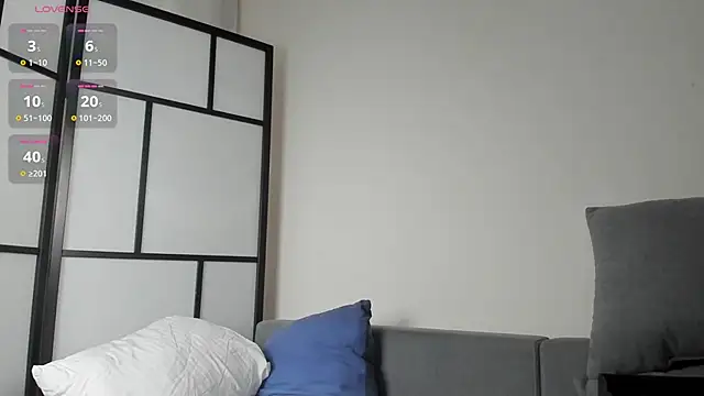 Snapshot of Amber_Foks chatting on 10-26-25, 07:25 Amber Foks online show from 10-26-25, 07:25