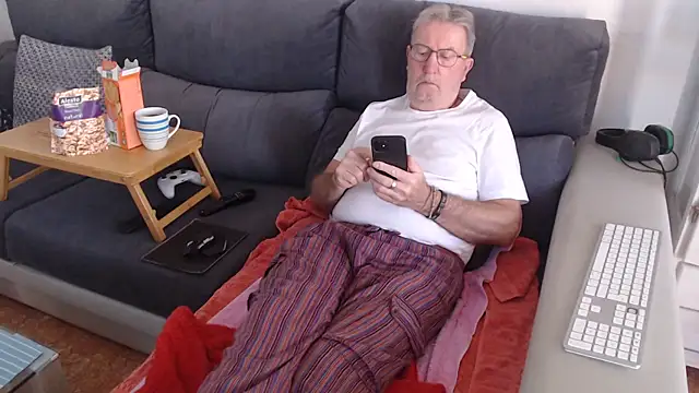 Nudelschwanz online show from 02-07-25, 02:47