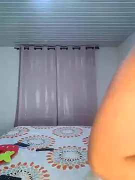 Snapshot of _kathaLopez_ chatting on 10-29-25, 12:57 kathaLopez online show from 10-29-25, 12:57