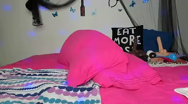 ThickAssRena online show from 01-16-25, 04:28