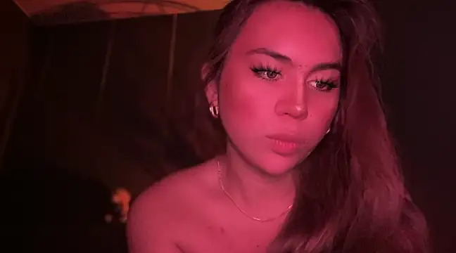 Snapshot of Mistress_supreme chatting on 02-16-25, 06:43 Mistress supreme online show from 02-16-25, 06:43