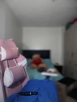 cami ortiz   online show from 01-03-25, 03:27