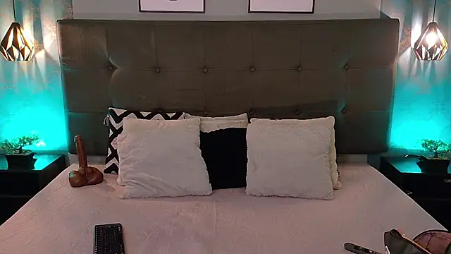 Madisonsmiith online show from 11-25-25, 10:10