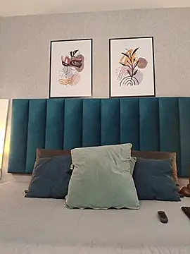 Madisonsmiith online show from 02-23-26, 08:06