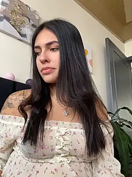 DaphneUwu online show from 12-10-24, 02:39