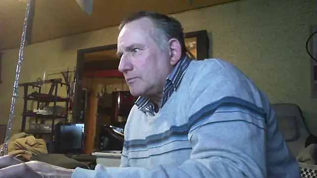 Snapshot of jeanlulu chatting on 01-15-25, 08:48 jeanlulu online show from 01-15-25, 08:48