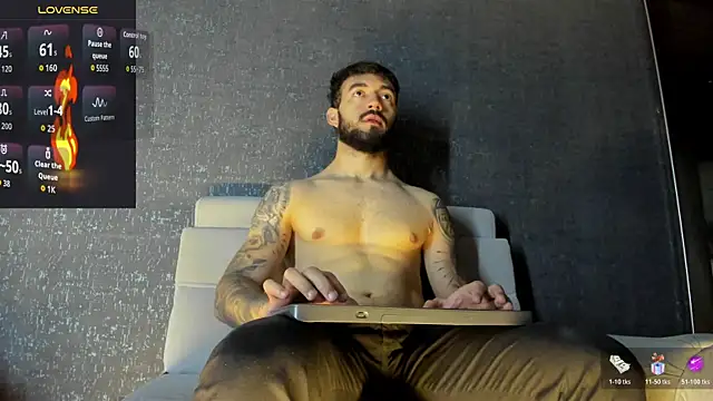 MarkWalker   online show from 12-04-25, 10:13