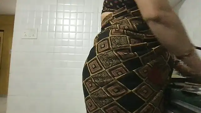 Snapshot of Riyasingh9 chatting on 01-11-25, 12:29 Riyasingh9 online show from 01-11-25, 12:29