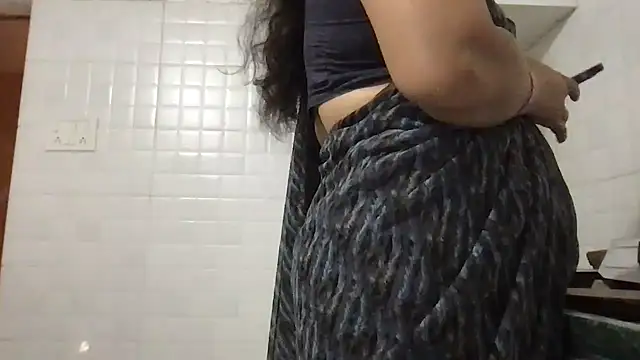 Snapshot of Riyasingh9 chatting on 02-04-25, 04:37 Riyasingh9 online show from 02-04-25, 04:37