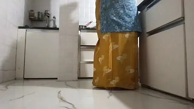 Riyasingh9 online show from 11-13-25, 03:49