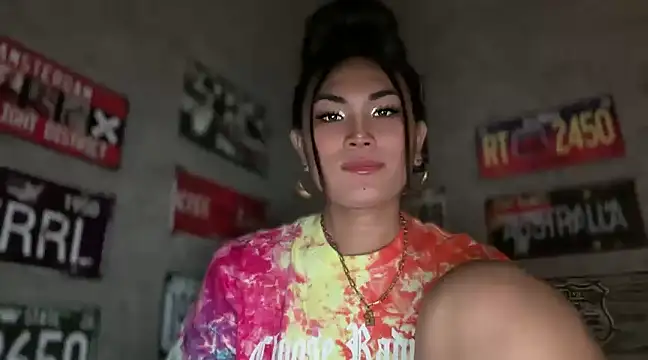 Snapshot of ur_satisfaction chatting on 12-06-24, 06:37 ur satisfaction online show from 12-06-24, 06:37