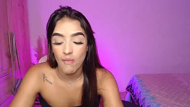 GiltRosebush online show from 01-07-25, 11:14