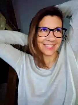 Lina lou4 online show from 12-13-24, 07:25