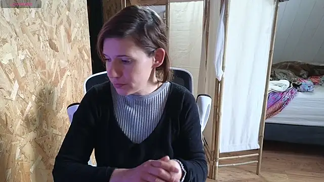 Lina lou4 online show from 03-16-25, 12:44