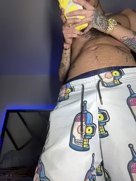 Snapshot of zack_isaac777 chatting on 01-18-25, 05:52 zack isaac777 online show from 01-18-25, 05:52