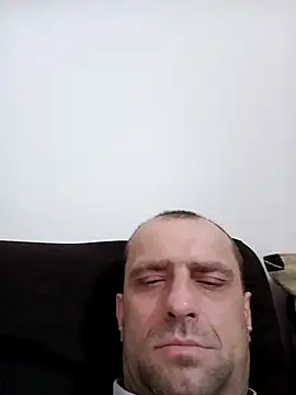 Snapshot of Roman0798 chatting on 12-17-24, 01:05 Roman0798 online show from 12-17-24, 01:05