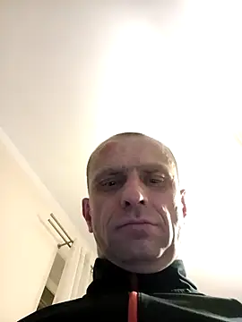 Snapshot of Roman0798 chatting on 02-01-25, 04:03 Roman0798 online show from 02-01-25, 04:03