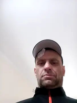 Snapshot of Roman0798 chatting on 02-05-25, 12:38 Roman0798 online show from 02-05-25, 12:38