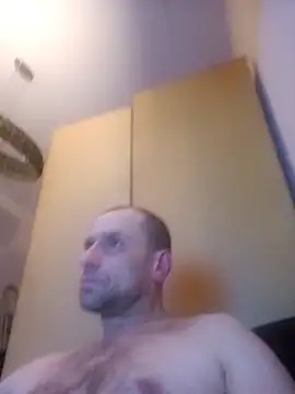 Snapshot of Roman0798 chatting on 02-05-25, 11:17 Roman0798 online show from 02-05-25, 11:17