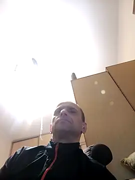 Snapshot of Roman0798 chatting on 02-13-25, 04:28 Roman0798 online show from 02-13-25, 04:28