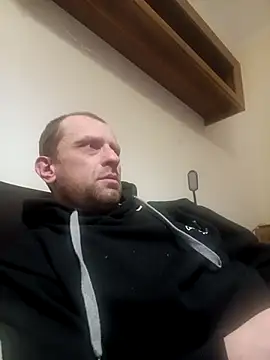 Snapshot of Roman0798 chatting on 03-17-25, 05:38 Roman0798 online show from 03-17-25, 05:38