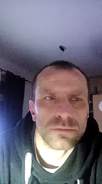 Snapshot of Roman0798 chatting on 03-19-25, 10:42 Roman0798 online show from 03-19-25, 10:42