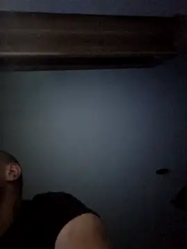 Snapshot of Roman0798 chatting on 09-11-25, 10:43 Roman0798 online show from 09-11-25, 10:43