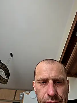 Snapshot of Roman0798 chatting on 09-18-25, 02:19 Roman0798 online show from 09-18-25, 02:19