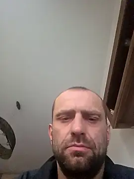 Snapshot of Roman0798 chatting on 09-25-25, 02:10 Roman0798 online show from 09-25-25, 02:10