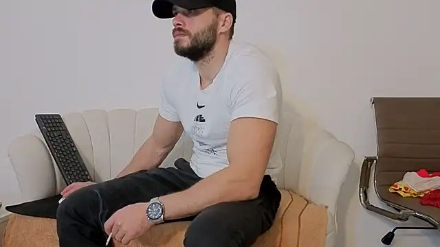 TheTopAlex online show from 11-14-25, 04:22