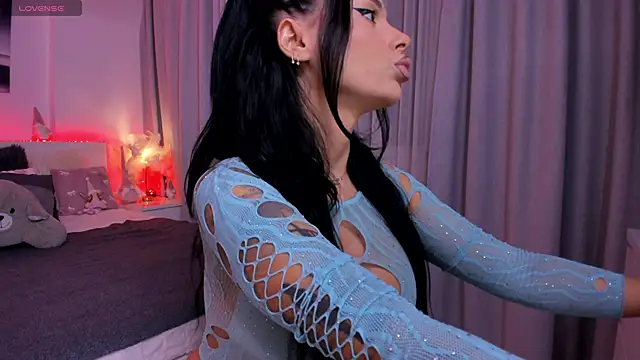 Mazeekiin30X online show from 12-17-25, 07:20