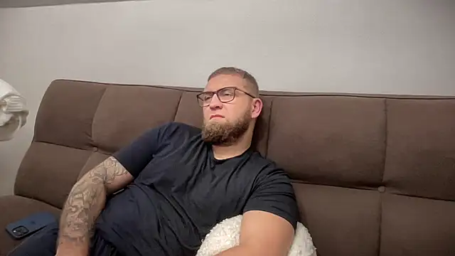 Bear bear  online show from 12-26-24, 04:58